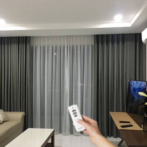 Rèm vải thô màu ghi phòng ngủ